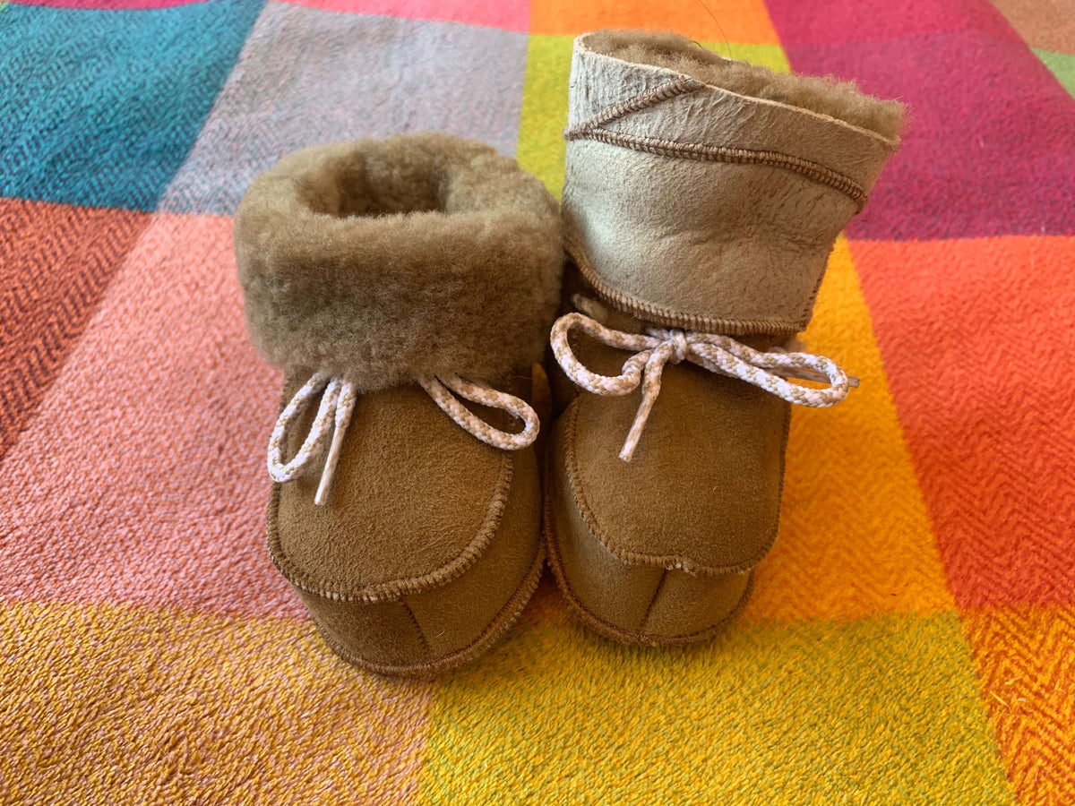 Infant hot sale moccasin boots