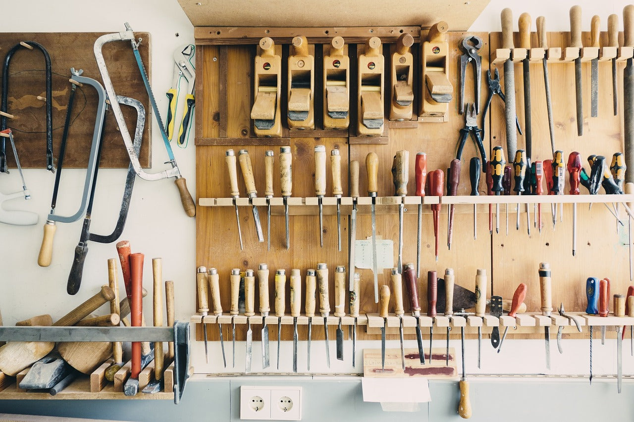 How to set up an at Home Workshop with Minimal Space